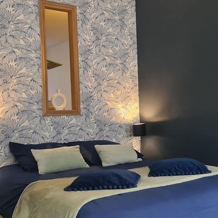Studio 4 Personnes Aux Pieds Du Chateau De Blois Avec Experience De Dormir Sous Les Aurores Boreales ภายนอก รูปภาพ